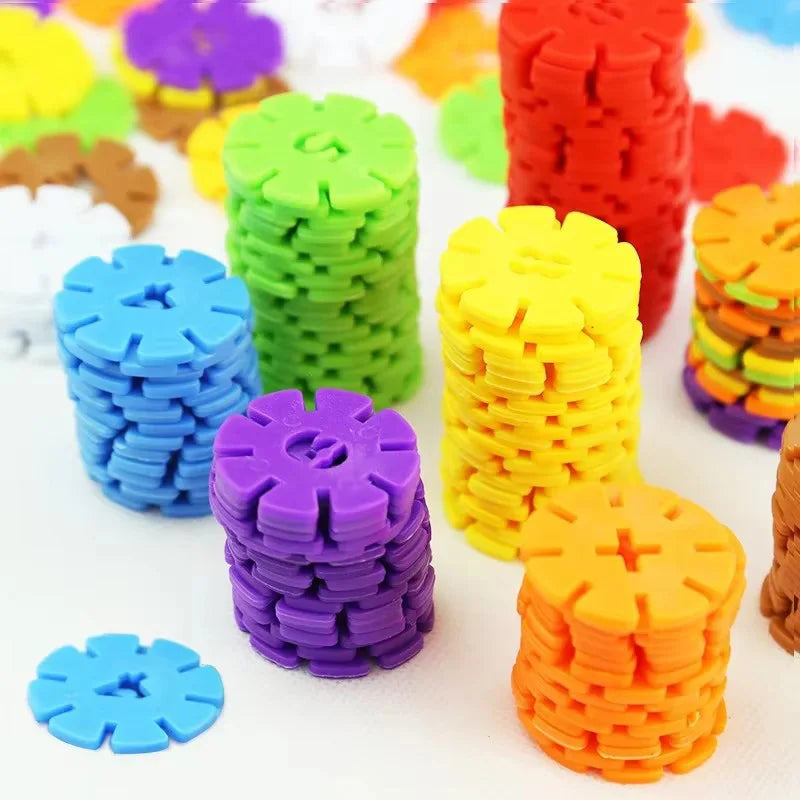 Interlocking Snowflake Building Blocks for Creative Play