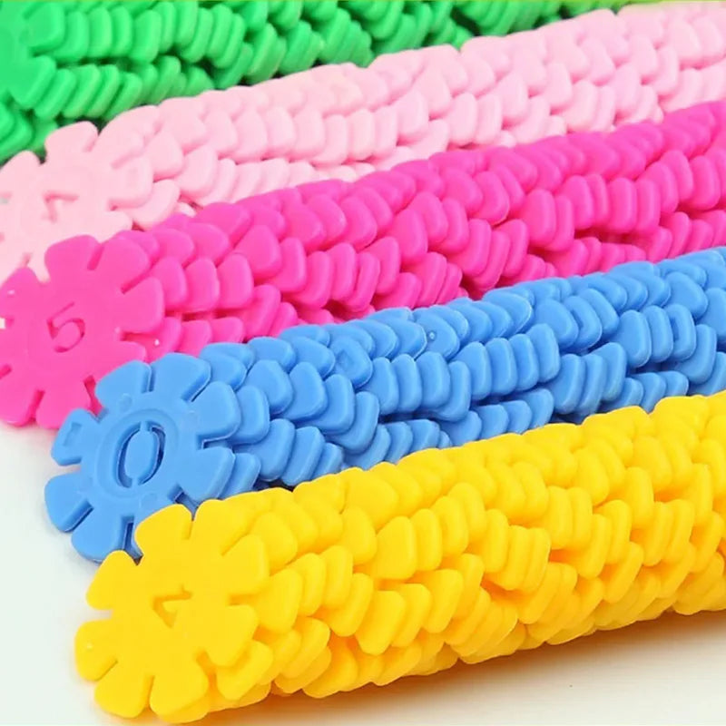 Interlocking Snowflake Building Blocks for Creative Play